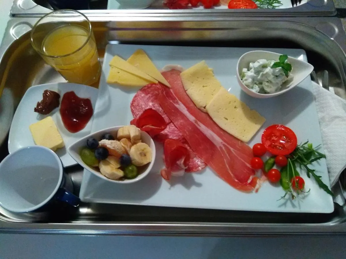 Cozy Apartment With Breakfast On Request 1 Pola Croazia